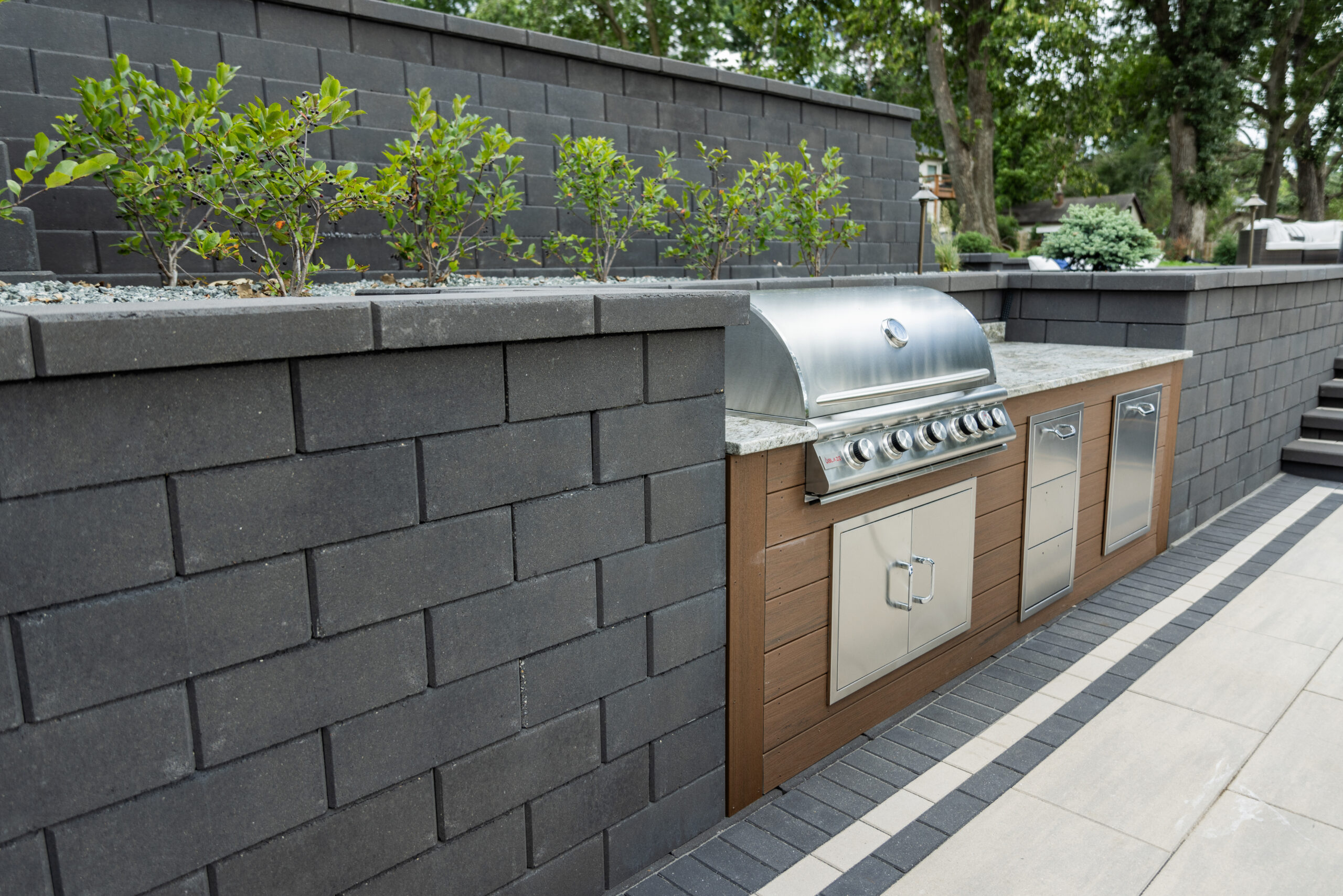 Outdoor Kitchens Landscaping in Hudson Wisconsin Earthworks Landscaping creates Outdoor kitchens in River Falls, Hudson, Stillwater, Afton, and Lake Elmo